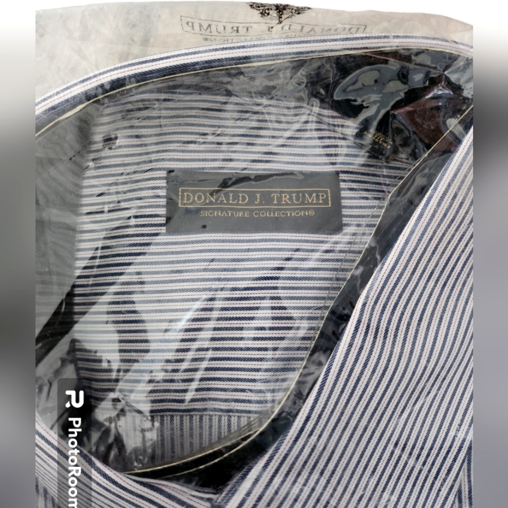 NIP Signature Donald Trump Button down